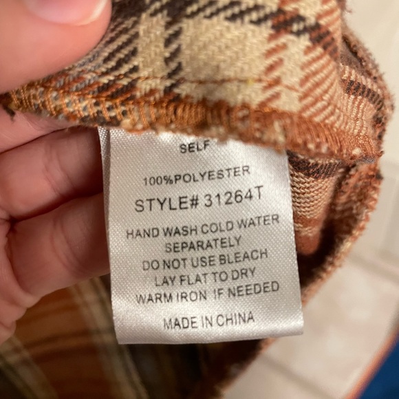 Rust Shacket - Picture 3 of 4